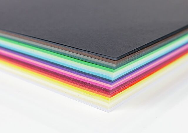 Mega stack de cartulinas Premium texturizadas 12x12" colores surtidos 80 hojas